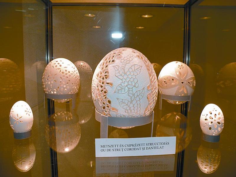 Ouă încondeiate, la Centrul Cultural al Republicii Ungare