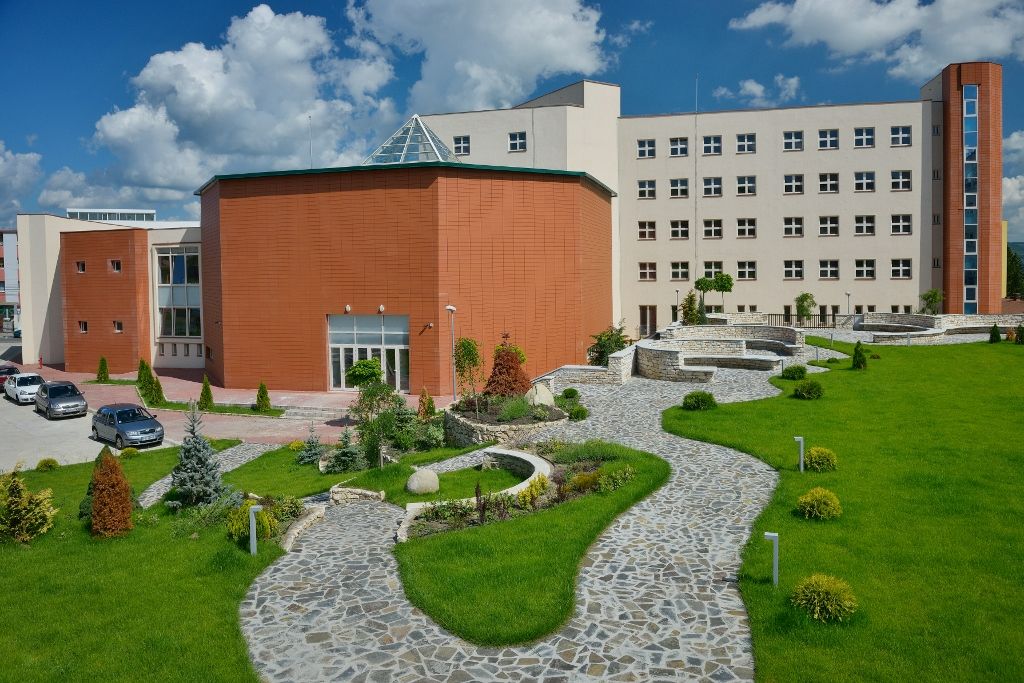 UMF „Iuliu Hațieganu” , pe locul 4 în clasamentul universităților din România