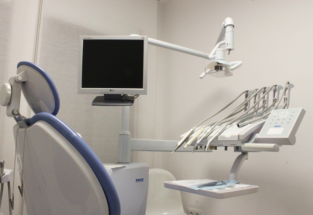 Șase cabinete stomatologice școlare, redeschise în București