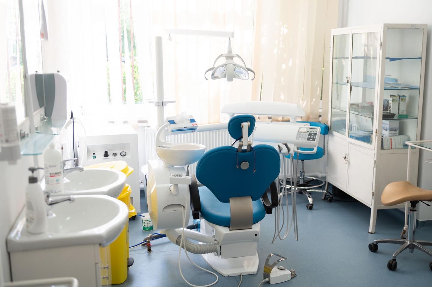 Patru cabinete stomatologice, deschise pentru urgenţele copiilor