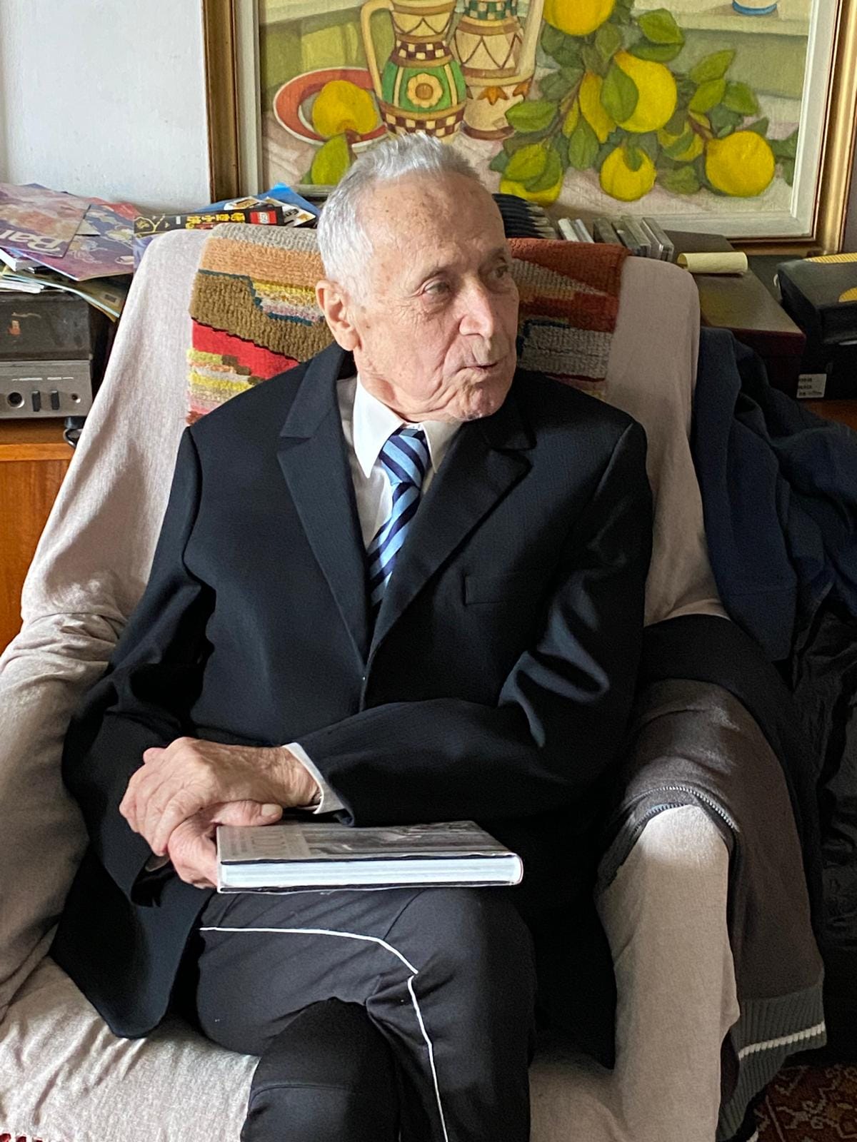 Prof. dr. doc. Dumitru Dumitrașcu, premiat al Academiei Române, a împlinit 95 de ani  