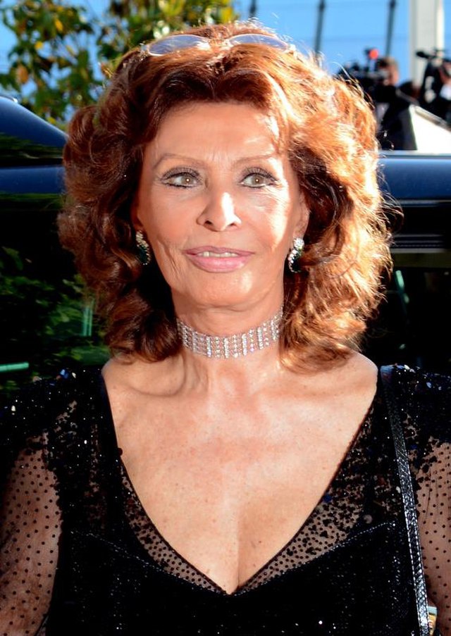 Sophia Loren, operată după ce și-a fracturat piciorul
